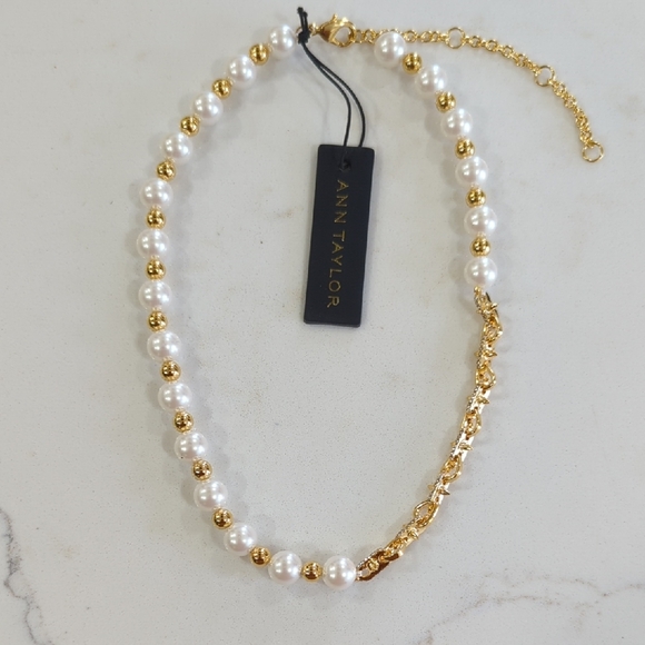 Ann Taylor Jewelry - Ann Taylor Gold with Crystals and White Pearl Mixed Chain Necklace